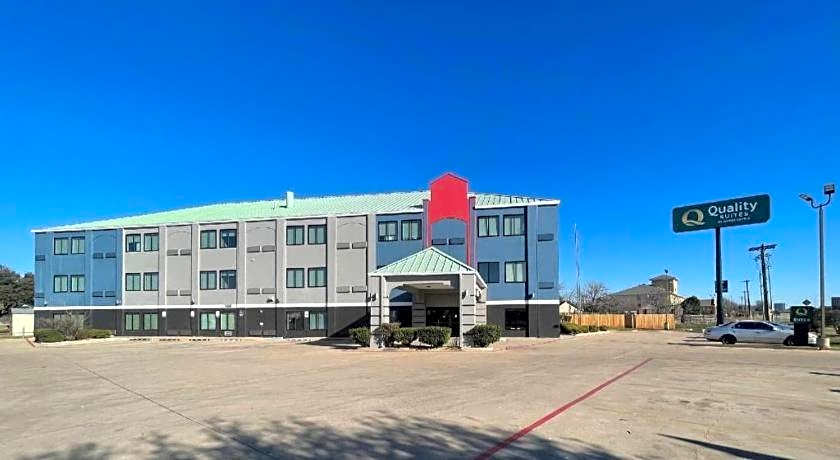 Quality Suites Abilene Mall Area
