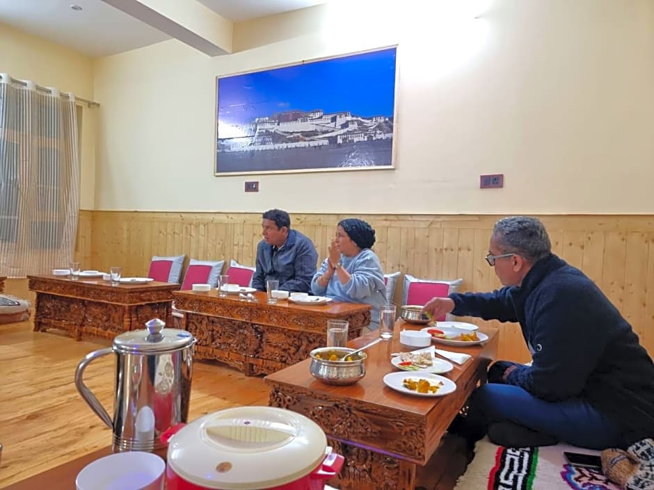 The Norphel Hotel and Restaurant