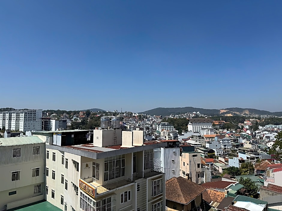 Iris Dalat Hotel