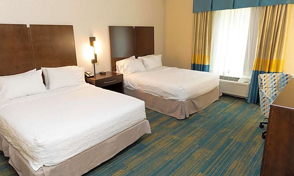 Hampton Inn & Suites by Hilton Stroudsburg Pocono Mountains