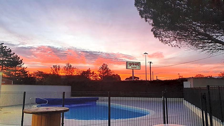 greet Hotel Castres Saix
