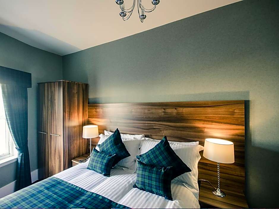 Royal West End Hotel