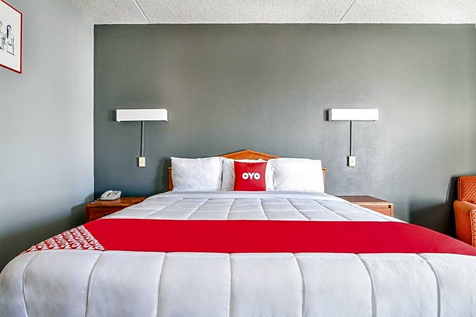 OYO Townhouse Inn Jacksonville AR