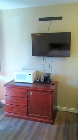 Standard King Room with Jacuzzi
