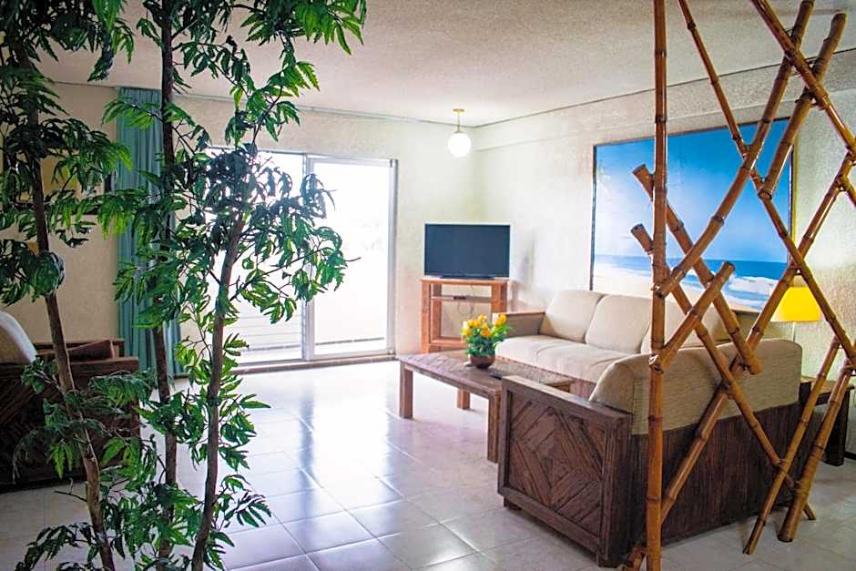Suites del Sol Hotel & Apartments