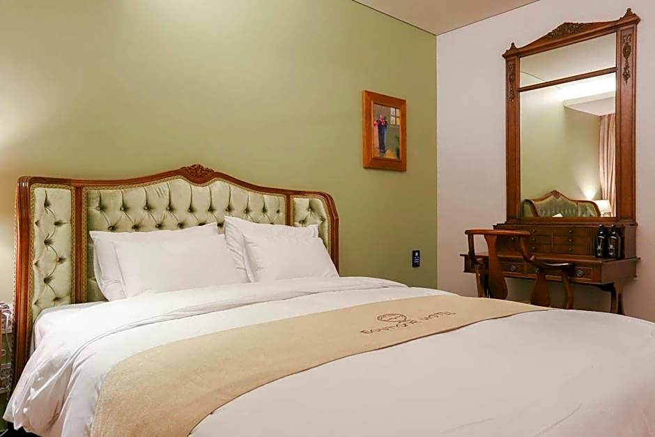 hotel gallery