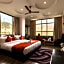 Hotel Holiday Hill