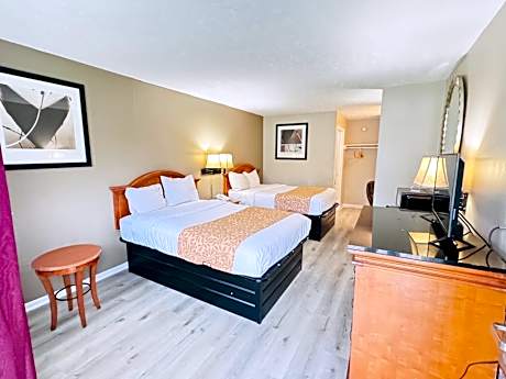 Double Room with Two Double Beds - Non-Smoking