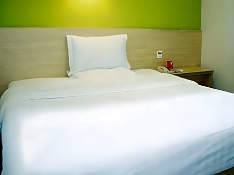 7Days Inn Chongqing Wanzhou District Gaosun Pond Chongbai