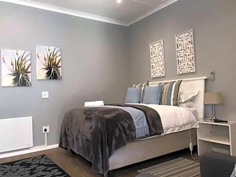 Executive Queen Room