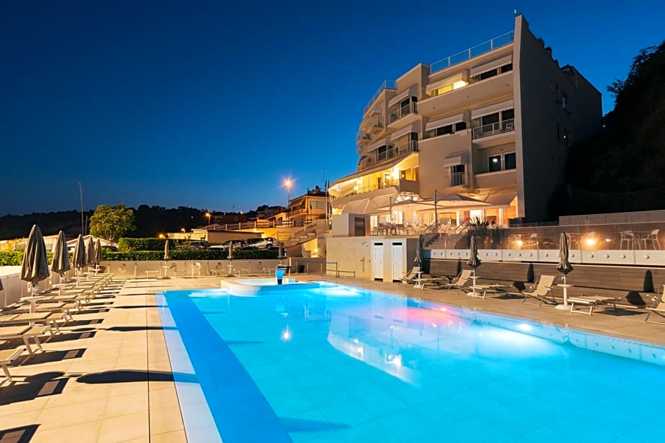 Hotel Scogliera