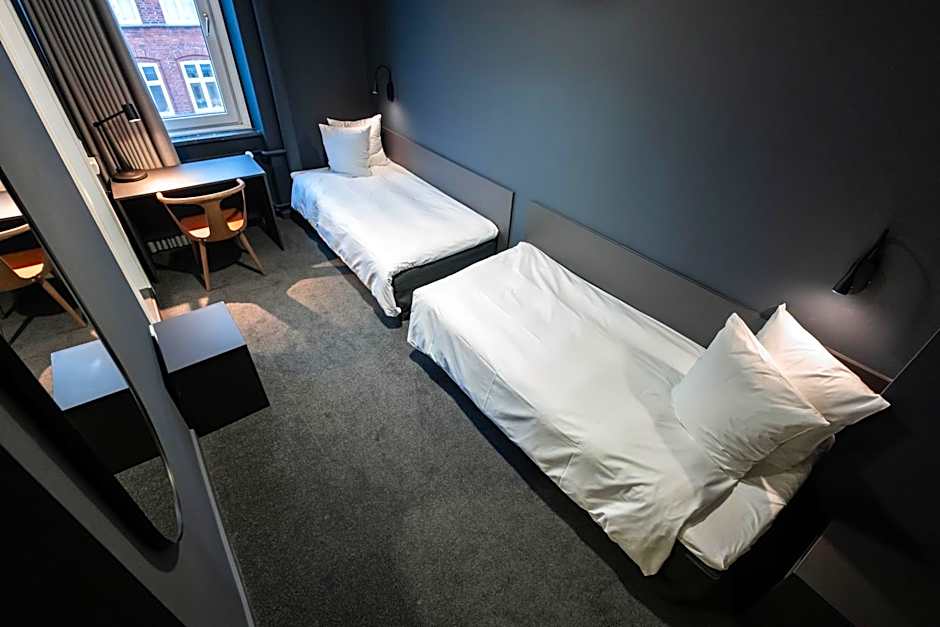 Hotel Maritime