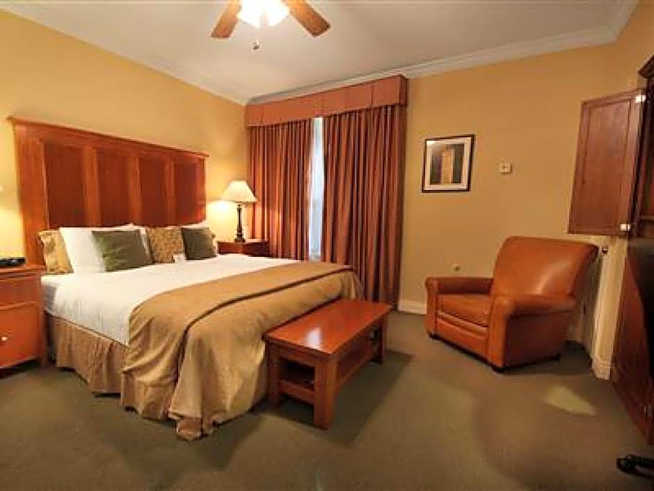 The Villas at Carter Plantation