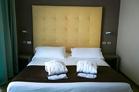 Double or Twin Room with Spa Access