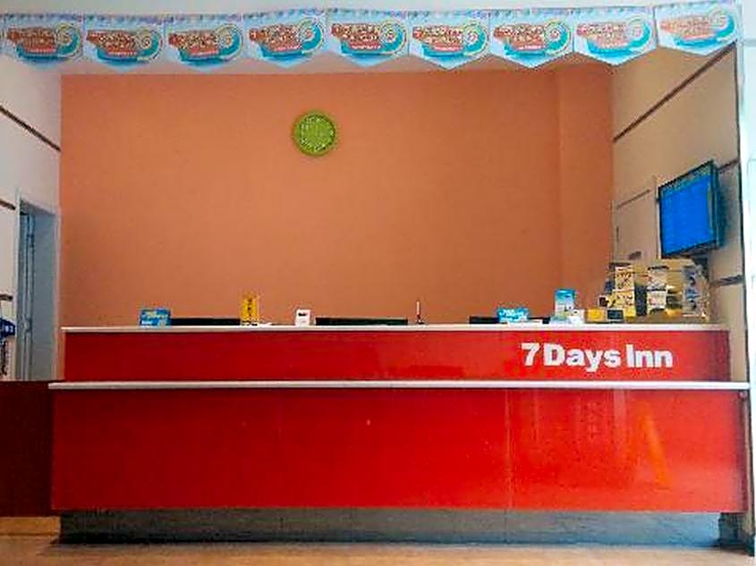 7 Days Inn Xi'an High-Tech Electronic City College of Arts and Sciences