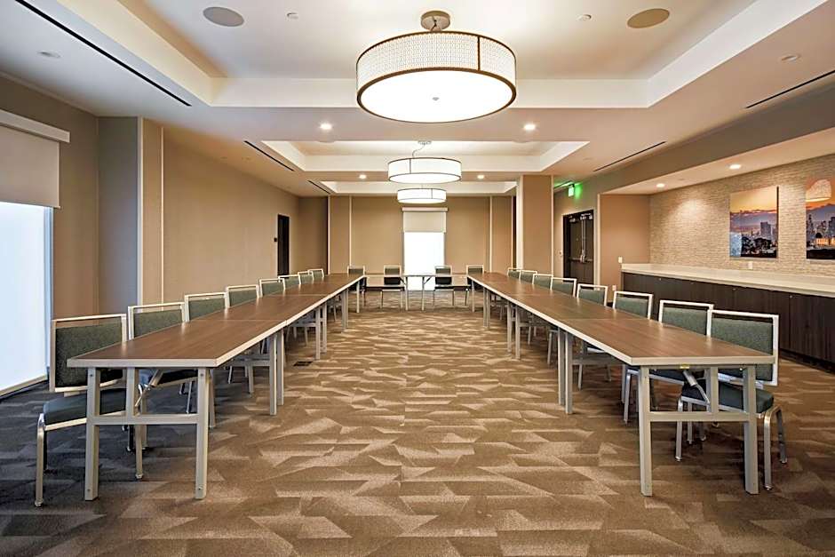 Home2 Suites by Hilton Los Angeles Montebello