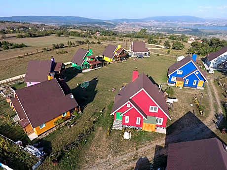 YEDİGOLLER DOGA EVLERİ