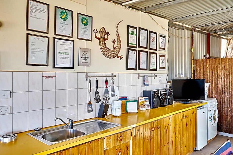 Underground Bed & Breakfast