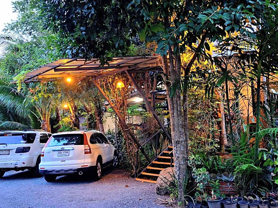 Jing Jit Hotel