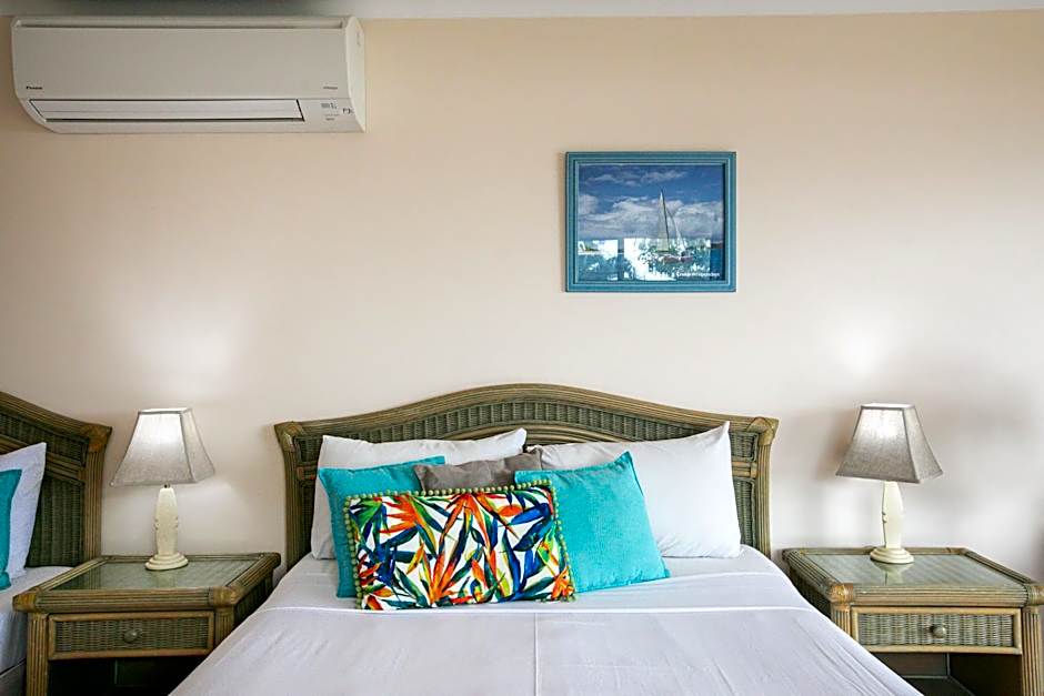 Sunlit Waters Studio Apartments