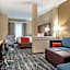 Comfort Inn & Suites Downtown near University
