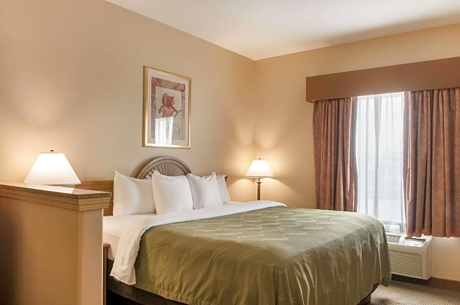 Quality Inn & Suites Houma