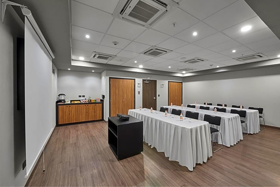 City Express by Marriott Tijuana Otay