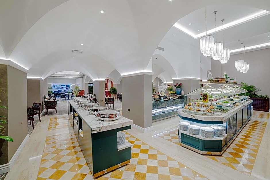 The Arkin Colony Hotel