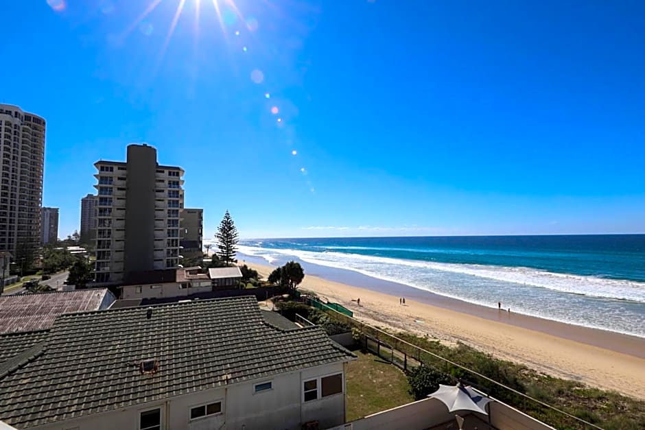 Beachside Tower Apartment