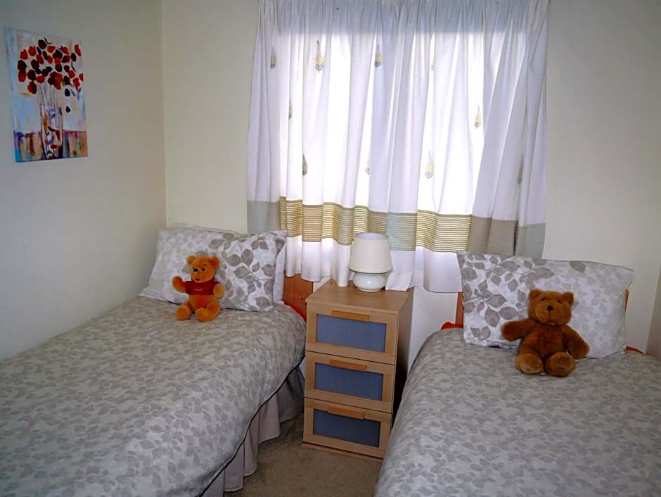 Bend in the River Lodge