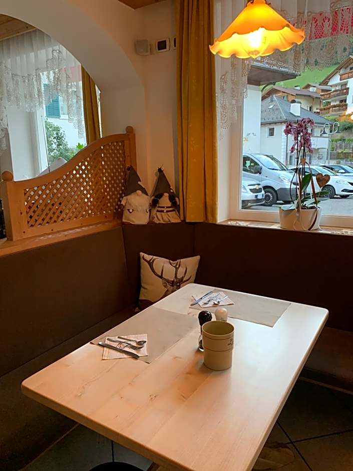 B&B MARINA contacless check in