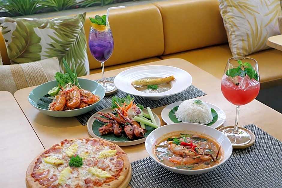 JonoX Phuket Karon Hotel