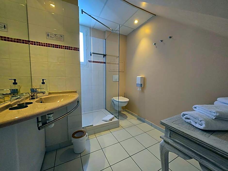 Hôtel Le SAINT-GENIÈS