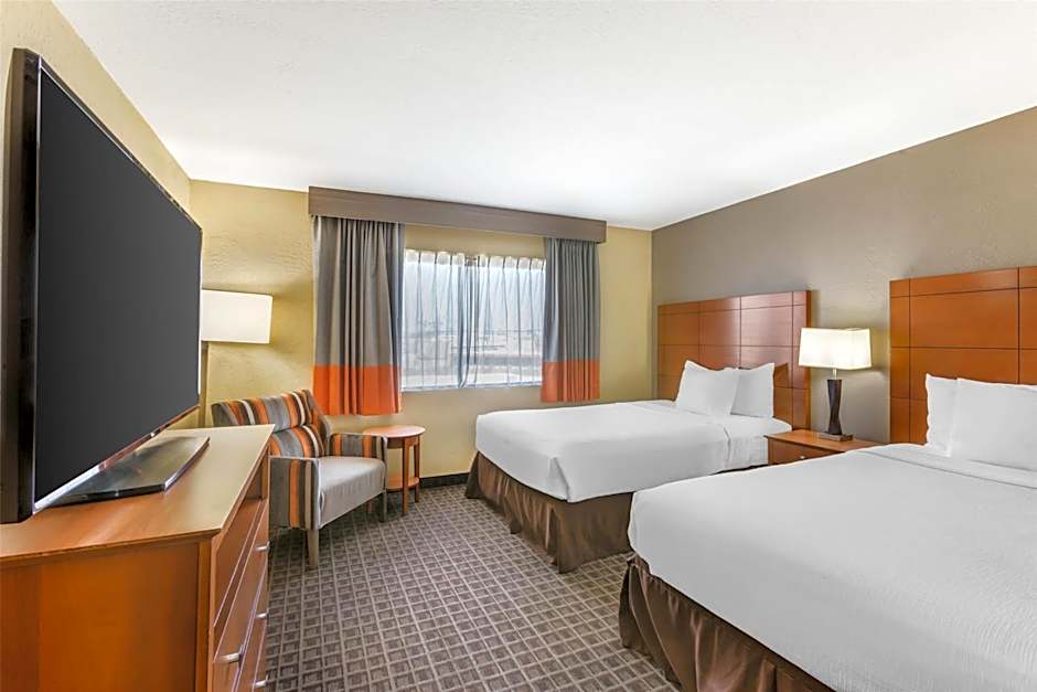 Best Western Plus Scottsdale Thunderbird Suites