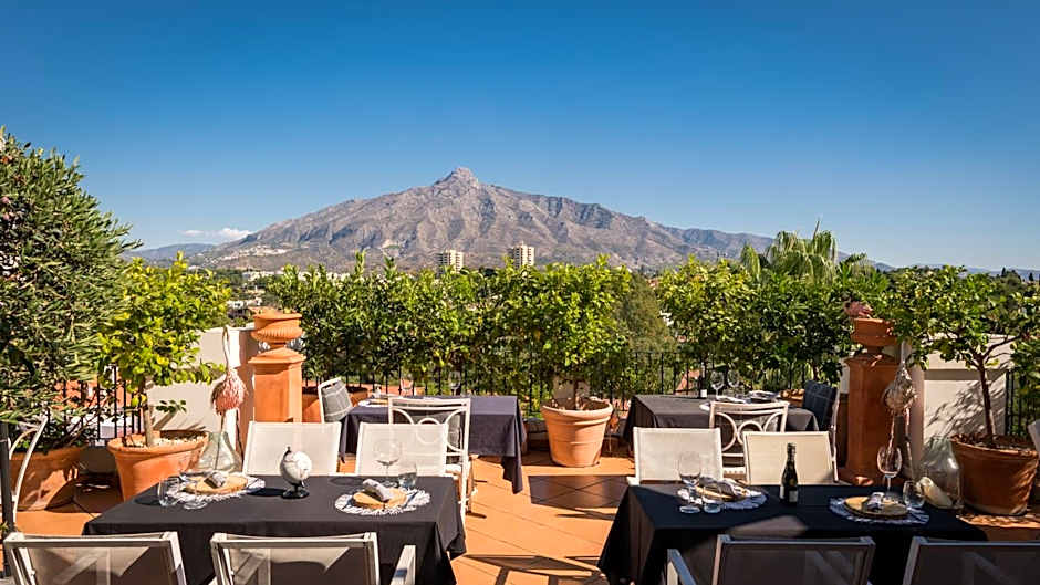 Molo Luxury Suites Puerto Banus