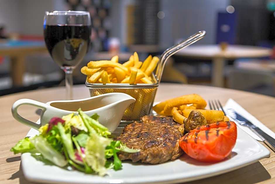 Holiday Inn Express London - Watford Junction By IHG