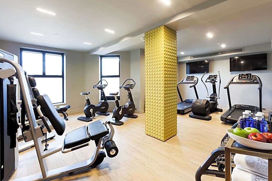 Barcelo Emperatriz Hotel