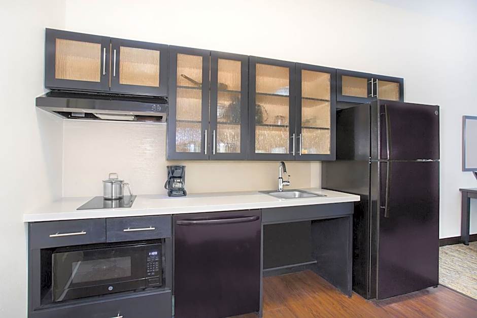 Candlewood Suites Pueblo By IHG