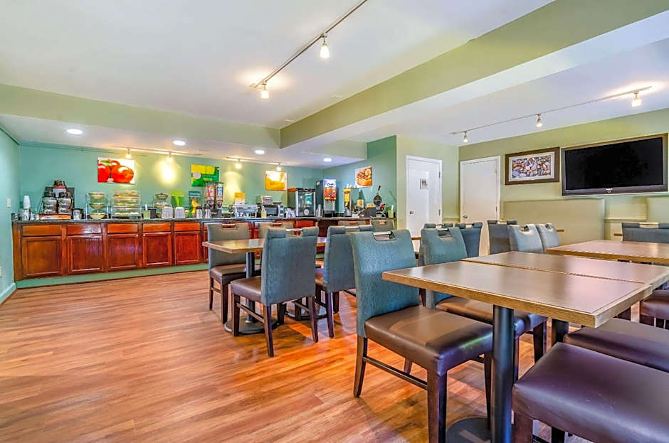 Quality Inn & Suites Creedmoor - Butner