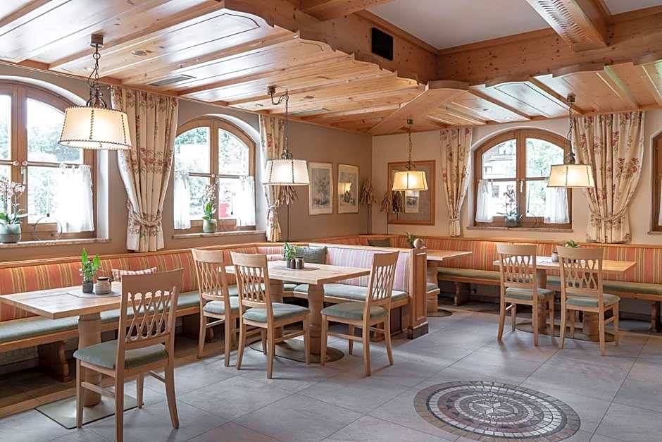 ARBOR Hotel & Apartments