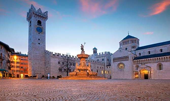 YUGOGO PELLICO 8 Trento Centro