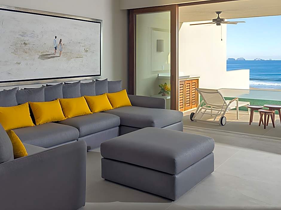Marea Beachfront Villas