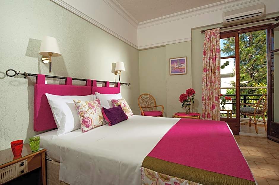 Photo 1 of 7 of Double or Twin Room