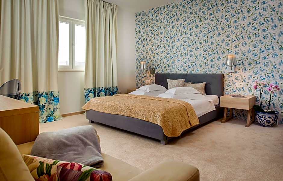 Boban Luxury Suites