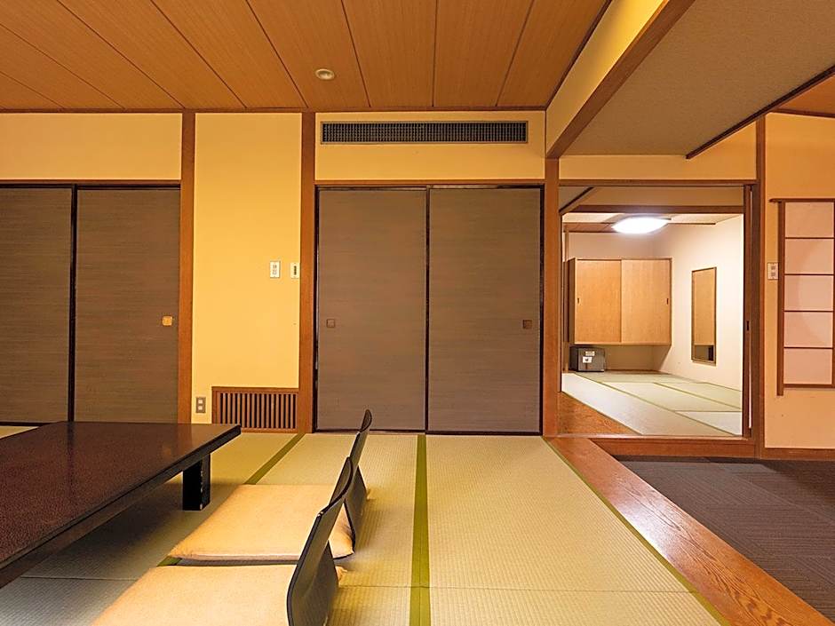 Ooedo-Onsen Monogatari Higashiyama Grand Hotel