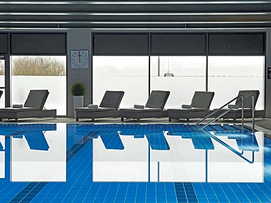 Village Hotel Glasgow