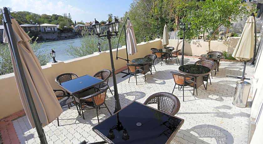 Hotel Sanapiro