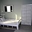 Motel Lunar
