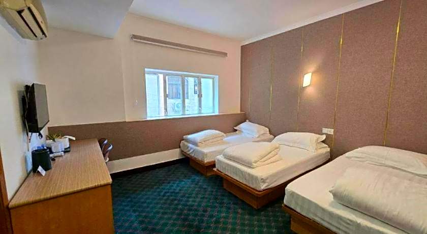 Man Va Hotel