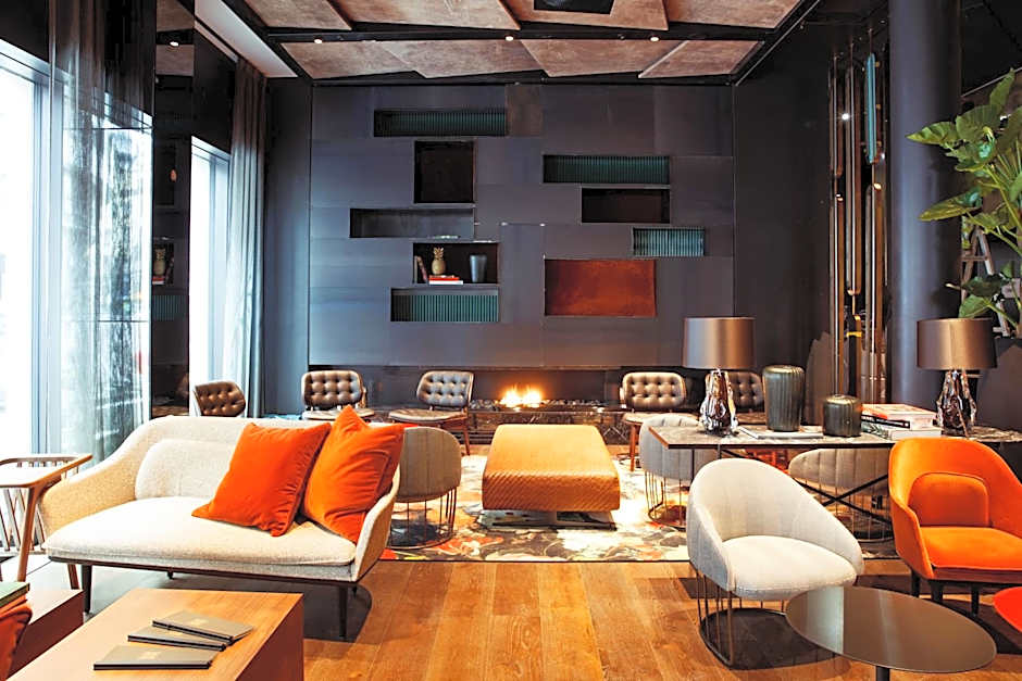 Clarion Hotel The Hub